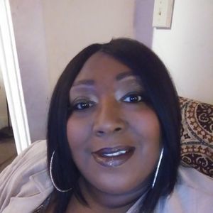 Meet your Posher, Tania